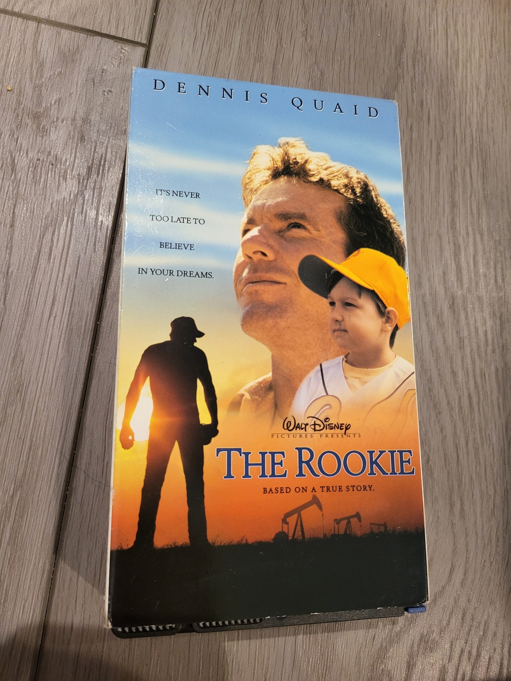 Disney The Rookie Dennis Quaid Baseball VHS